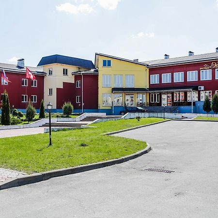 Hotel Suvorov Kobryn Exterior photo